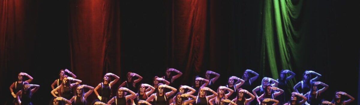 Teatro Goiânia recebe o 63º Show do Esqueleto