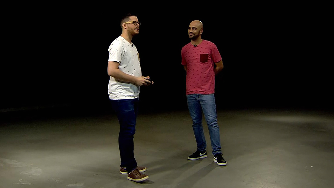 Rafael Metalbear conversa com Ivan Abdalla no estúdio da TV Brasil Central