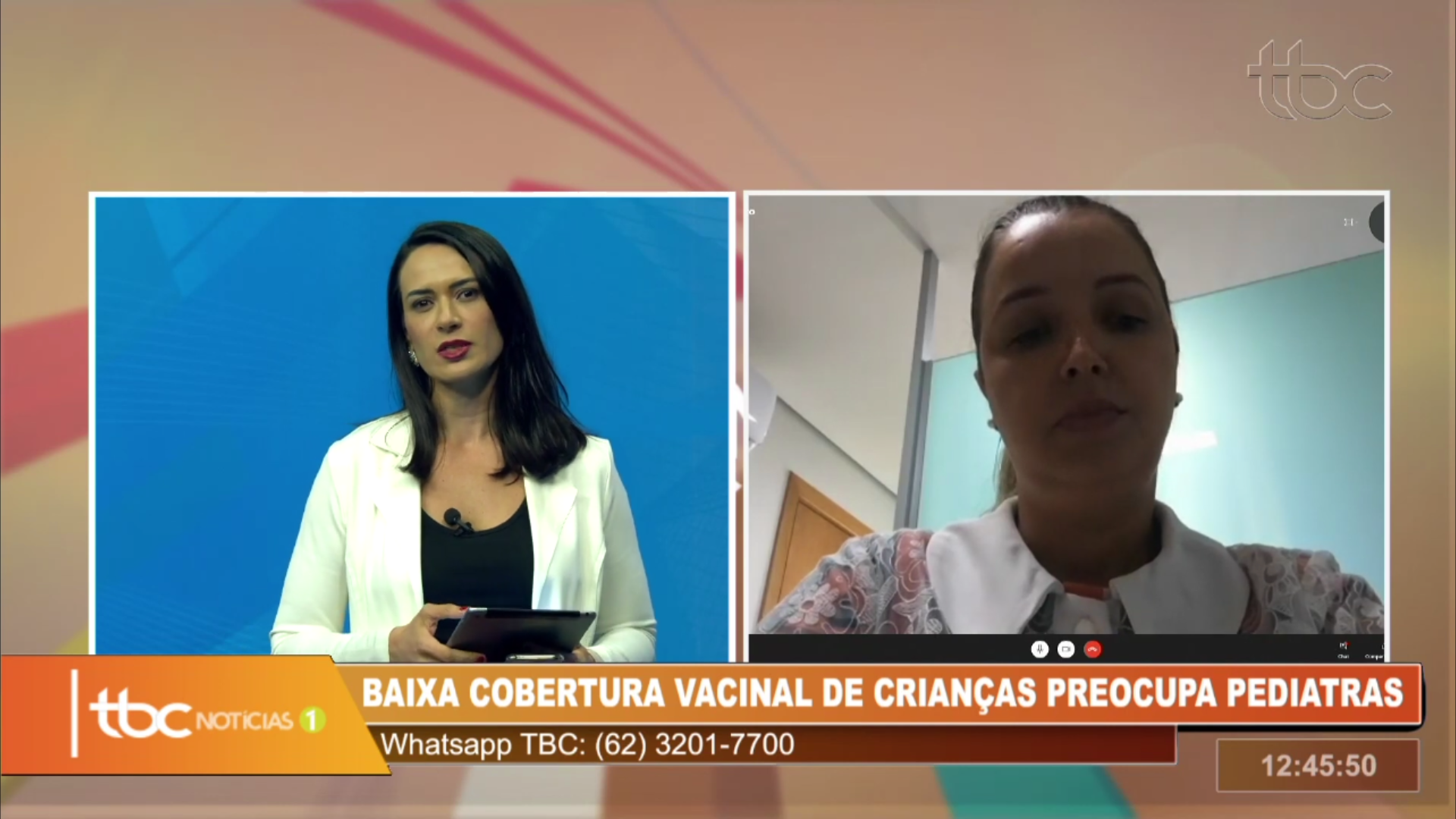 A apresentadora Eva Taucci e a médica pediatra Luciana Craveiro, nos estúdios da TBC