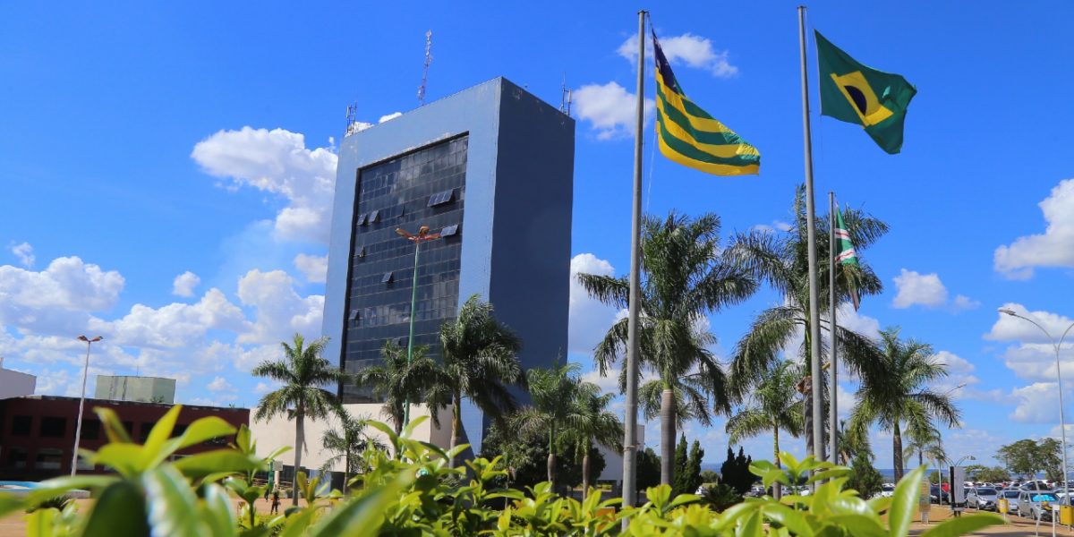 Cientista político analisa os novos caminhos da Prefeitura de Goiânia com a efetivação de Rogério Cruz