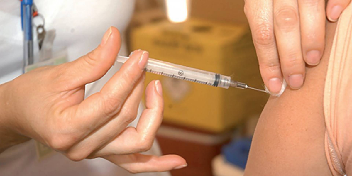 Secretaria da Saúde explica critérios da vacinação contra influenza iniciada hoje