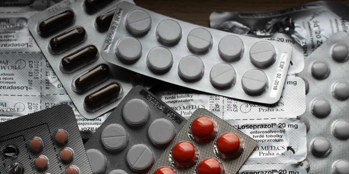 Pesquisa do Procon aponta variação de até 431% nos preços de medicamentos