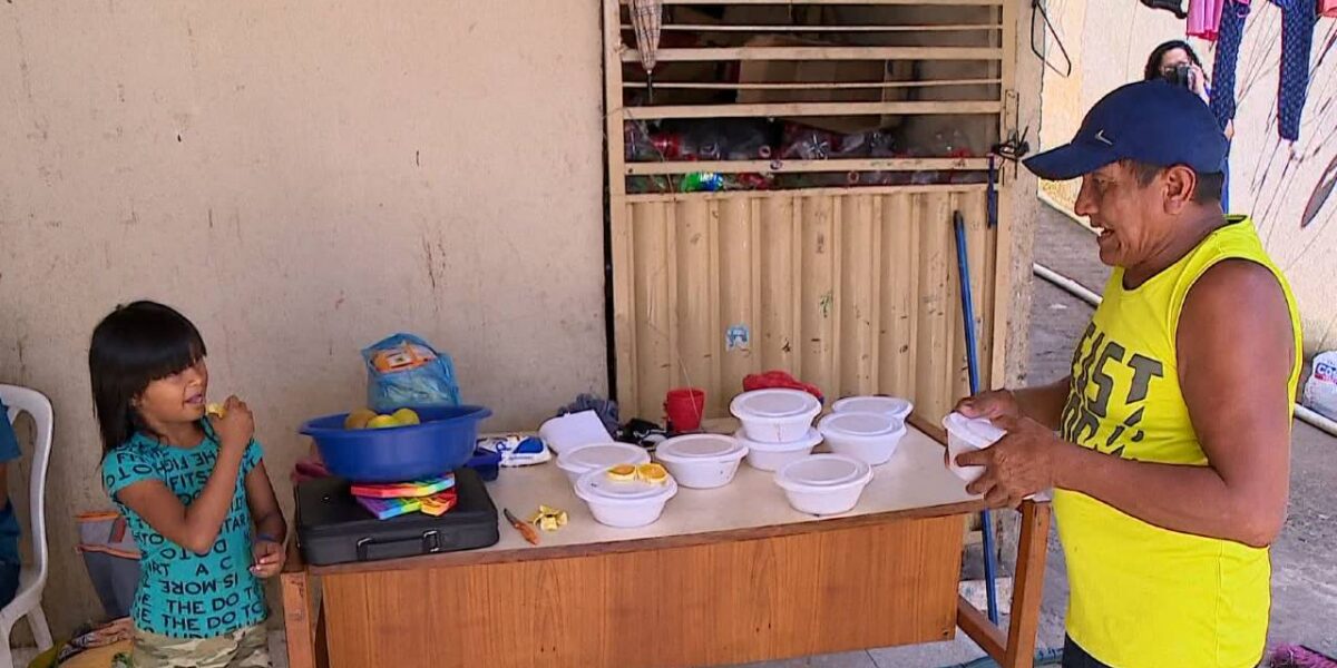 OVG doa alimentos a refugiados venezuelanos em Goiânia