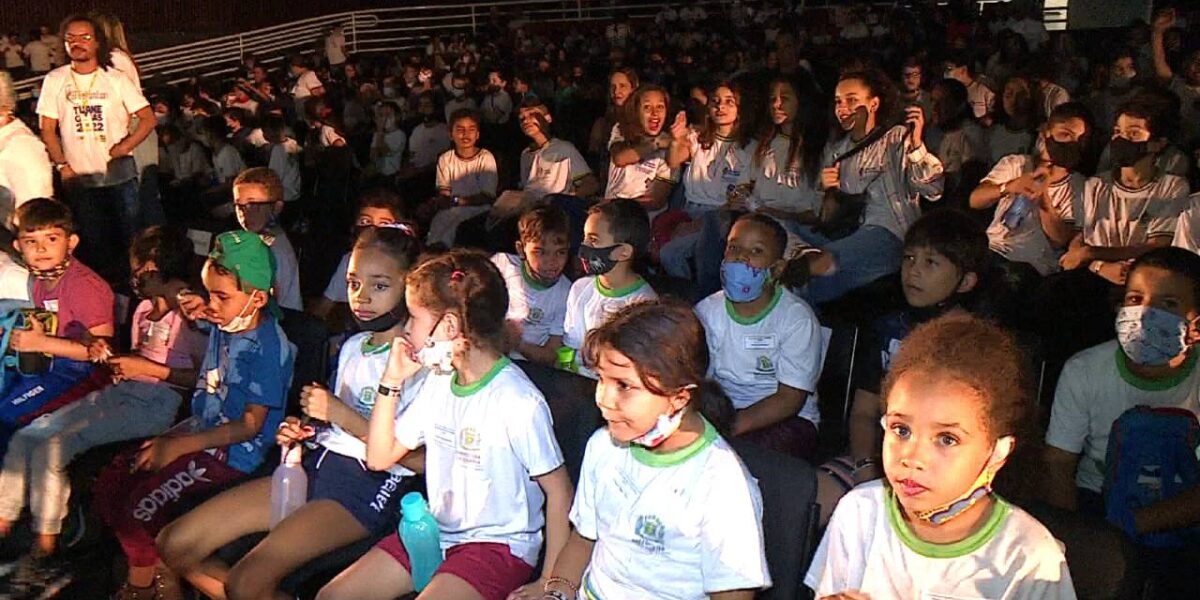 Espetáculo Korvatunturi estreia para alunos de escolas estaduais