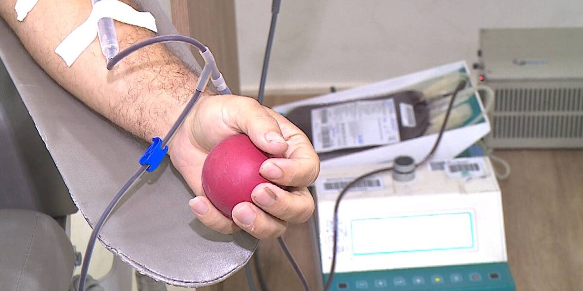 Hemocentro faz campanha por doação de sangue no período de férias