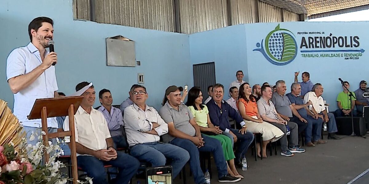 Daniel Vilela participa em Arenópolis do lançamento das obras da GO-471