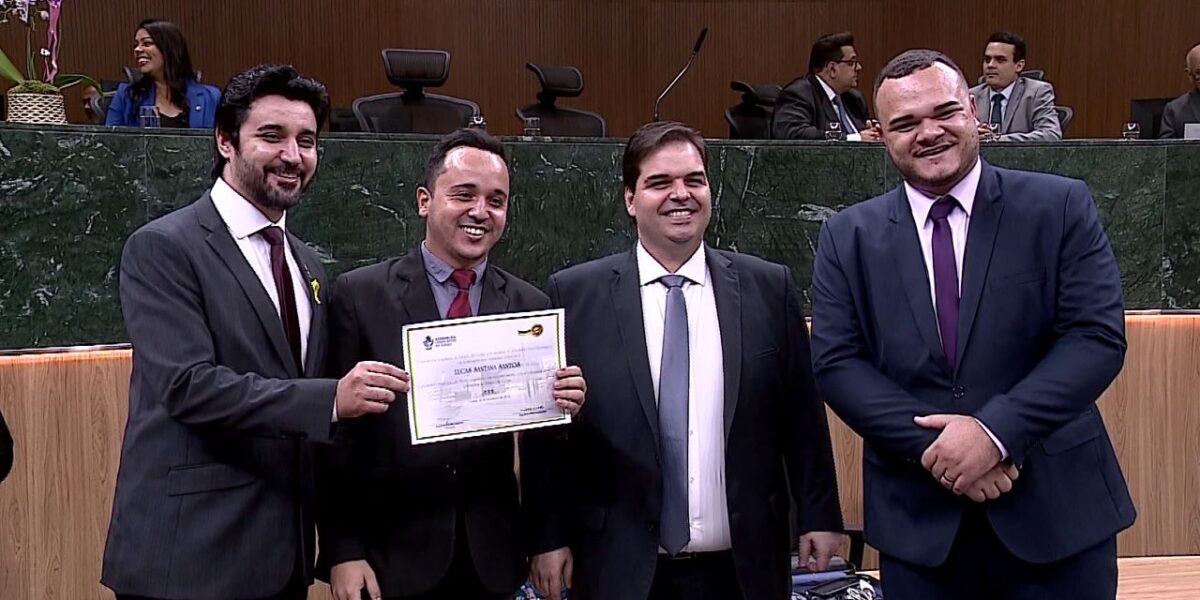 Jornalistas da Brasil Central são homenageados na Alego