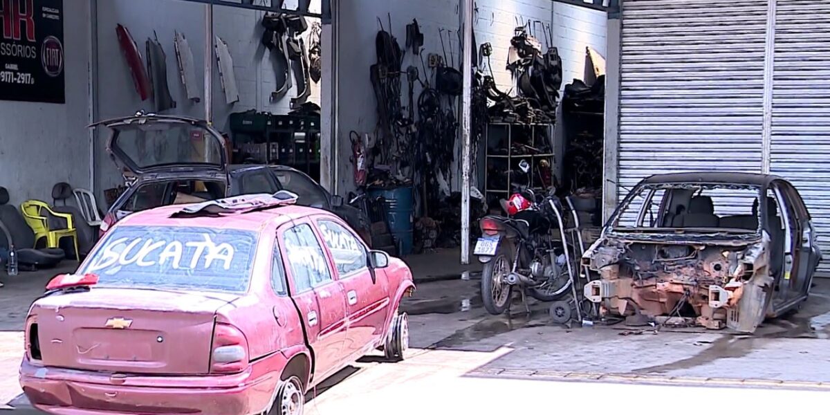 Detran fecha cerco contra venda ilegal de peças usadas de carro