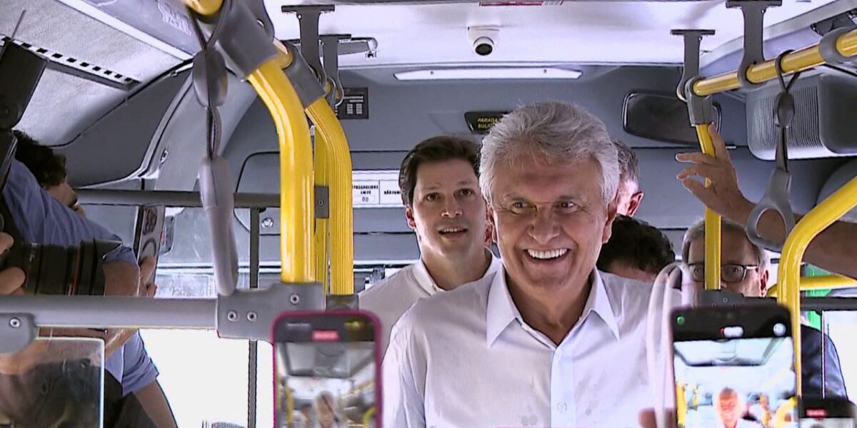 Governo entrega ônibus elétrico para o Eixo Anhanguera