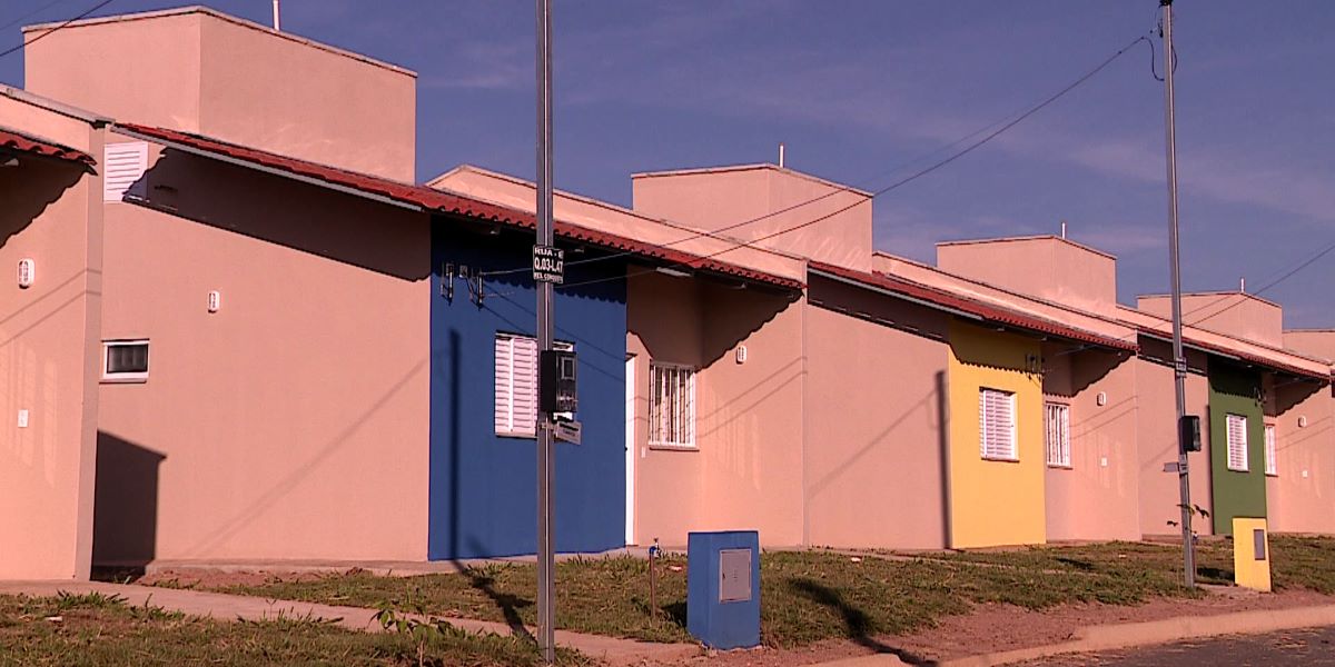 Governo entrega casas populares em Davinópolis e Pontalina