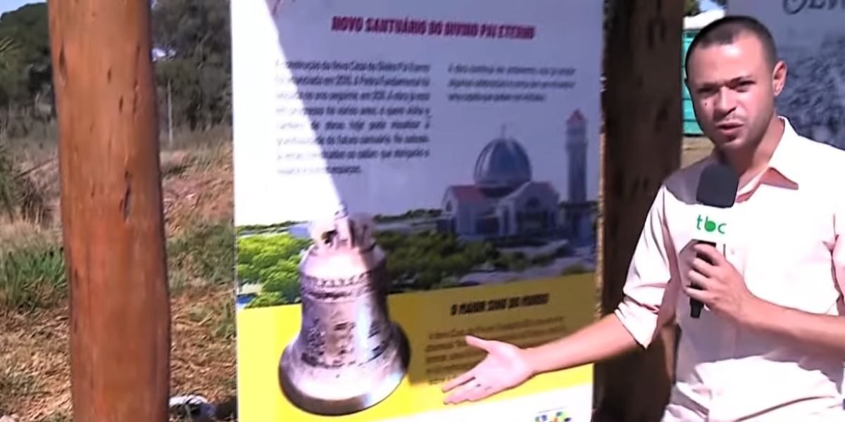 Placas na rodovia destacam história de Trindade e tradição da Romaria