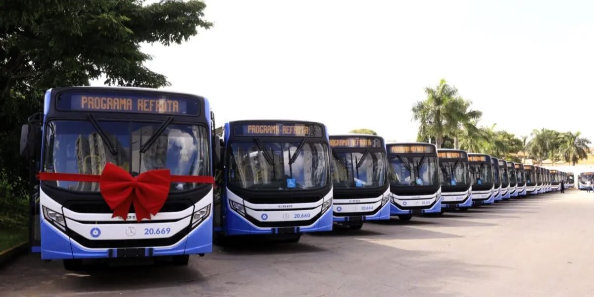 Novos 46 ônibus são entregues para o transporte coletivo de Goiânia