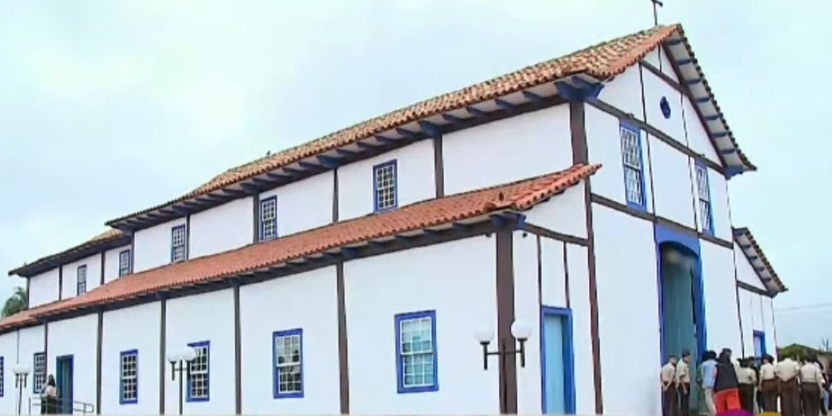 Igreja do Bonfim de Silvânia é reformada