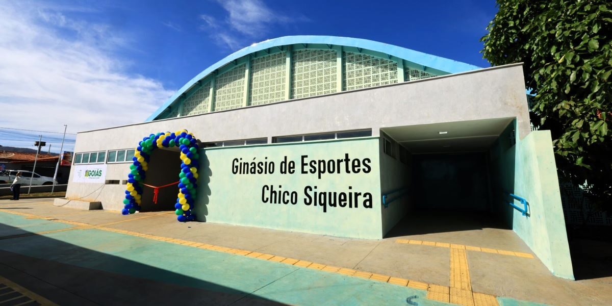 Governo entrega reforma do ginásio de esportes de Taquaral