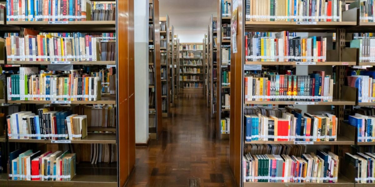 Biblioteca Pio Vargas volta a funcionar após manutenção