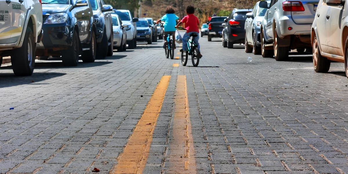 Governo entrega calçamento de ruas no Distrito de São Jorge, em Alto Paraíso