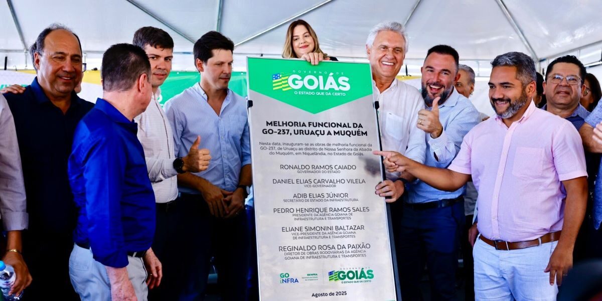 Caiado inaugura pavimentação e restauração de rodovias no Norte goiano