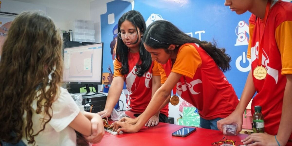 Secretaria de Tecnologia abre curso com 800 vagas para 17 cidades