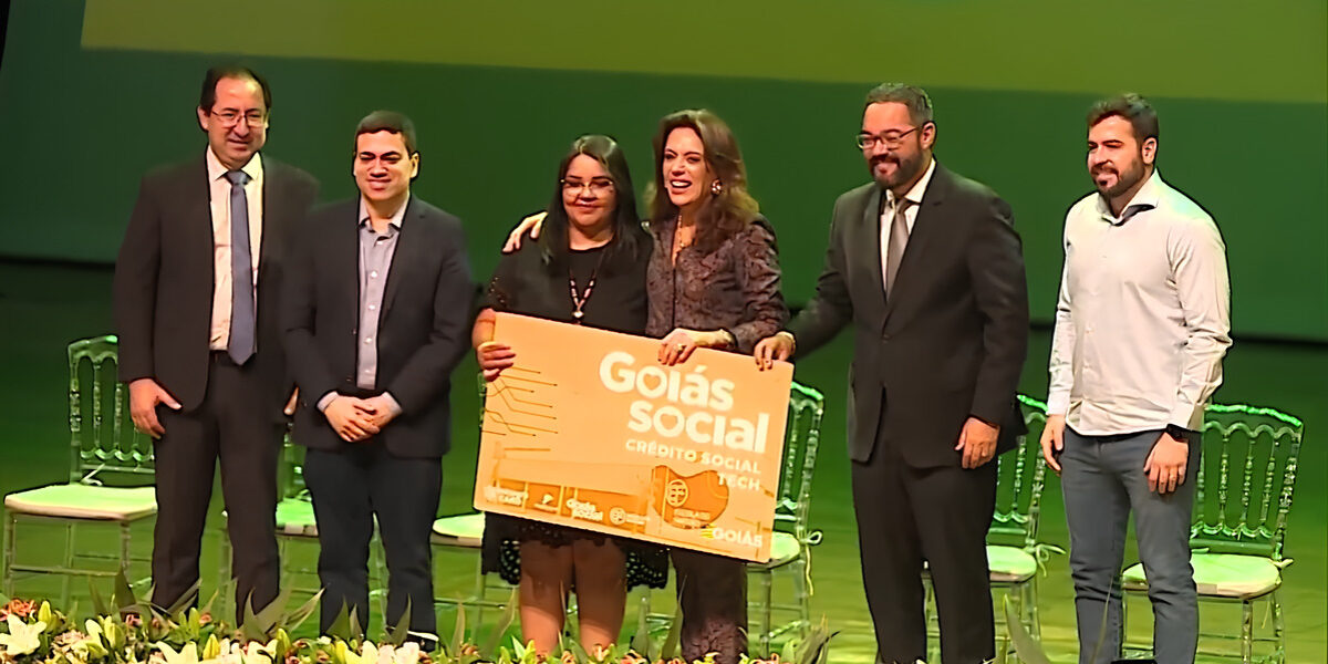 Governo de Goiás cria bolsa para alunos de tecnologia
