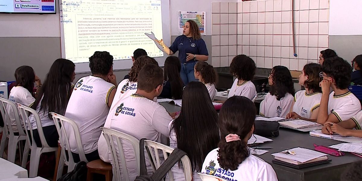 Projeto Só vem Enem prepara alunos e tem transmissão no YouTube da TBC