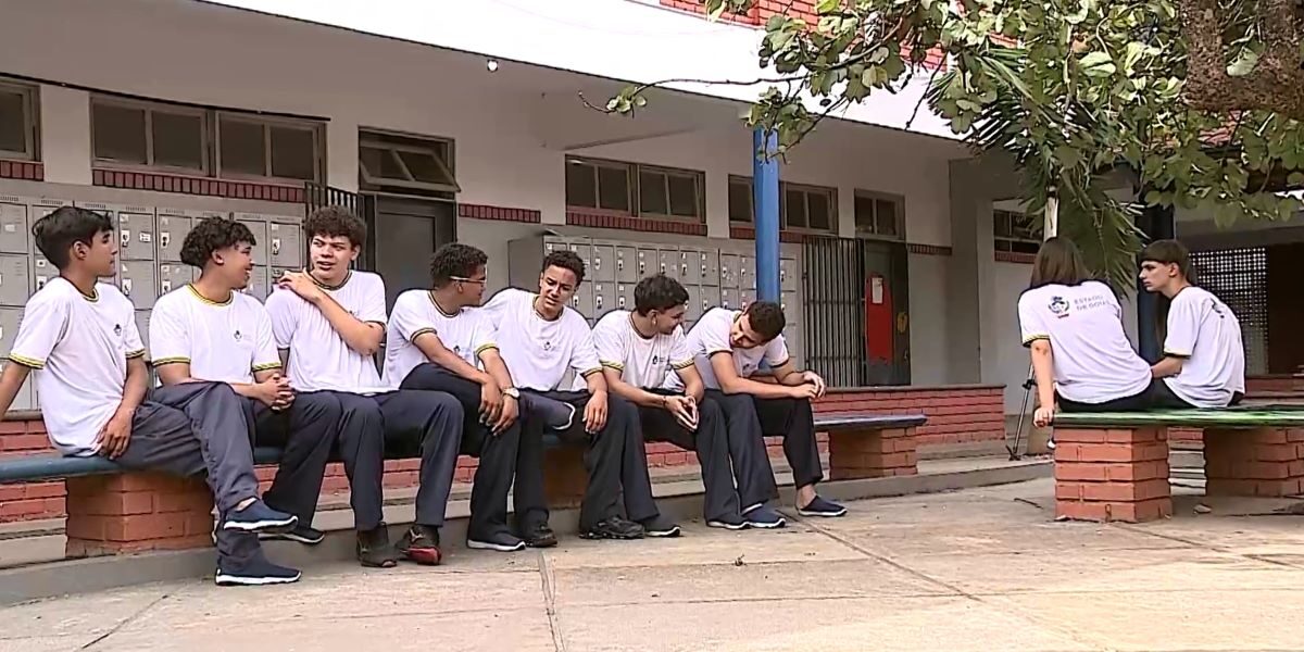 Seduc reajusta bolsas de estudo da rede estadual de ensino