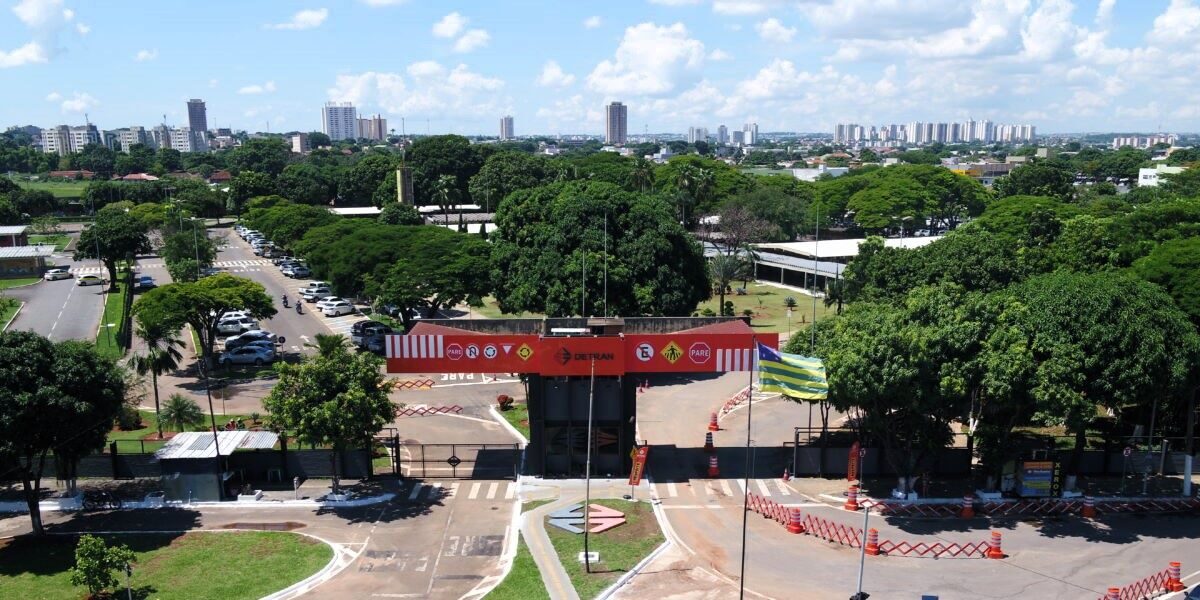 Detran-Goiás alerta sobre supensão de CNHs de motoristas infratores