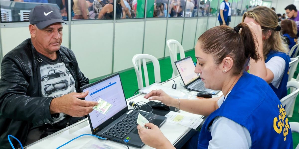 Serviços do Goiás Social chegam à população de Águas Lindas de Goiás