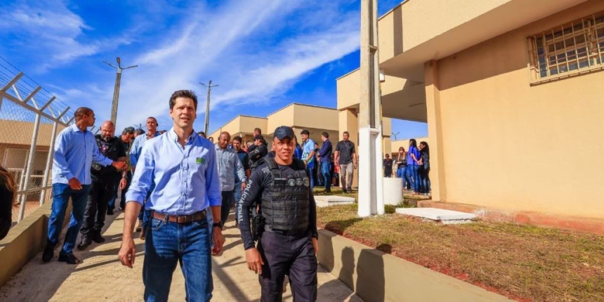 Governo entrega presídio em Novo Gama para abrigar 300 detentos