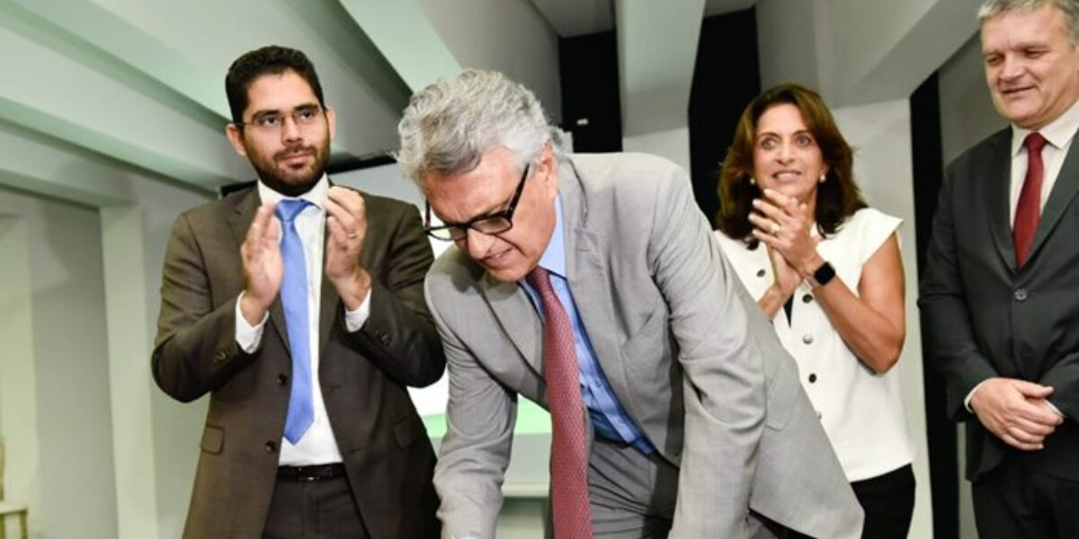“Estamos promovendo uma olimpíada da transparência”, diz Caiado ao lançar Goiás Mais Transparente