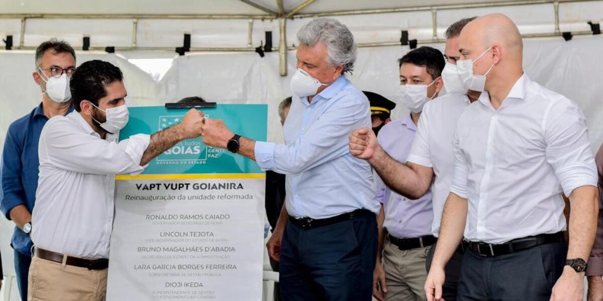 Caiado entrega revitalização de Vapt Vupt, em Goianira