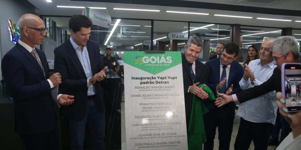 Governo de Goiás entrega reforma do Vapt Vupt do Detran, em Goiânia