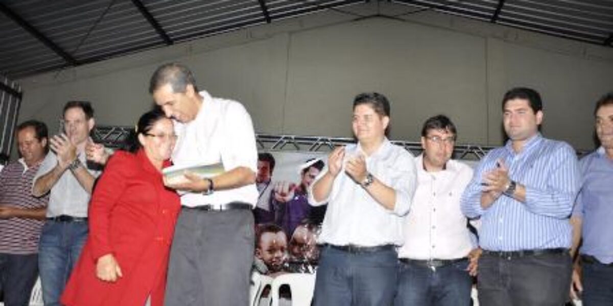 Ultrapassa 900 o número de escrituras entregues pelo Governo de Goiás em Rio Verde