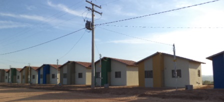 Governo de Goiás entrega casas em Edeia