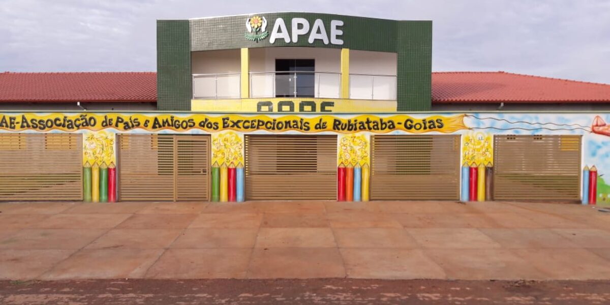 Rubiataba recebe sede da APAE construída em parceria com Governo de Goiás