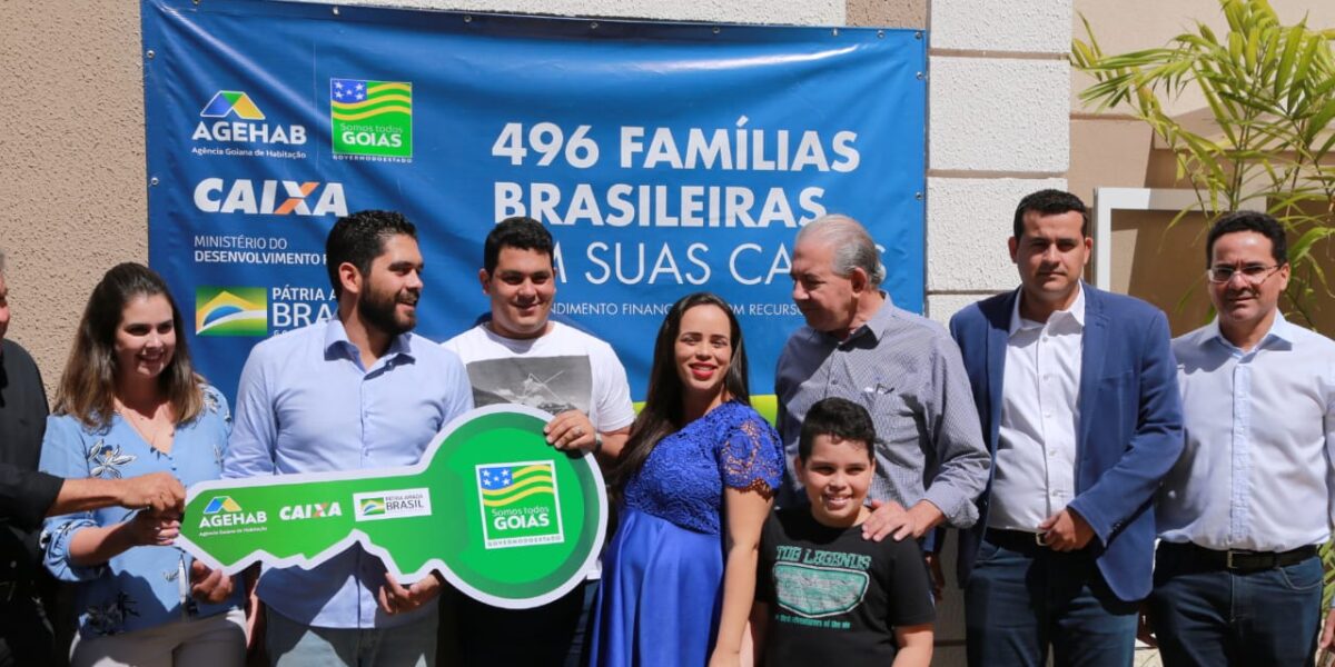 Emoção marca entrega de 496 apartamentos em Goiânia pelo Governo de Goiás e Caixa