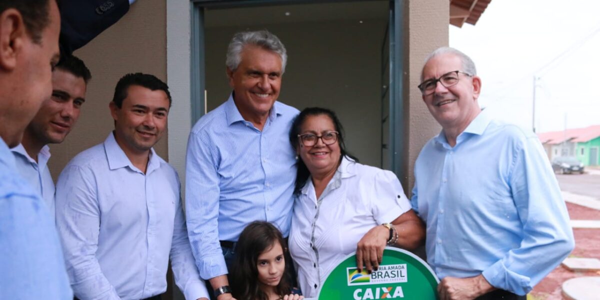Mais 34 moradias são entregues em Bonfinópolis pelo Governo de Goiás
