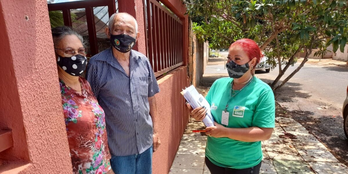 Agehab cadastra famílias da Vila Mutirão, em Itumbiara, para escriturar imóveis