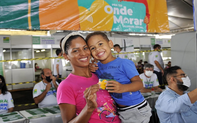 Agehab atende 2 mil famílias na 4ª edição do Mutirão Governo de Goiás