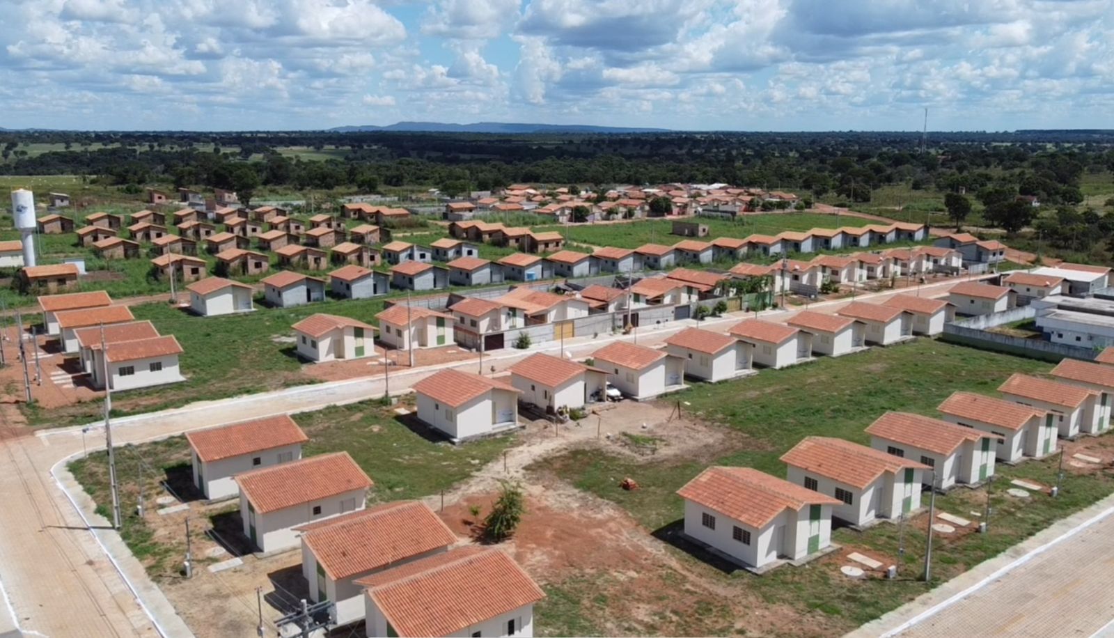 Governo de Goiás entrega moradias em Mozarlândia nesta quinta-feira
