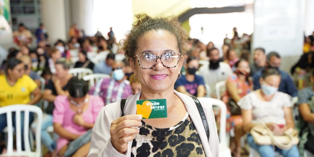 Governo de Goiás entrega cartões do Aluguel social em Anicuns nesta terça-feira (29/11)