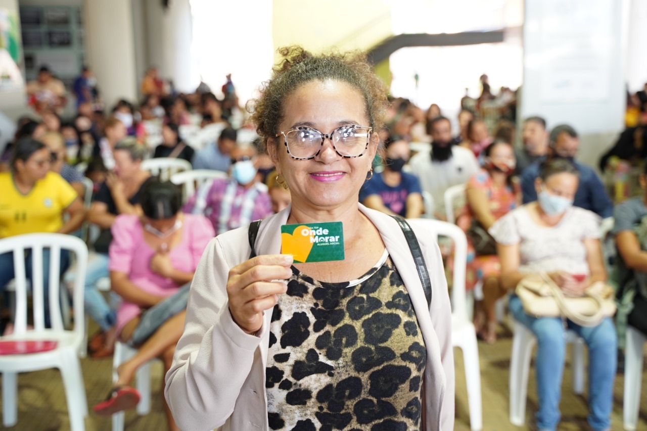 Governo de Goiás entrega cartões do Aluguel social em Anicuns nesta terça-feira (29/11)