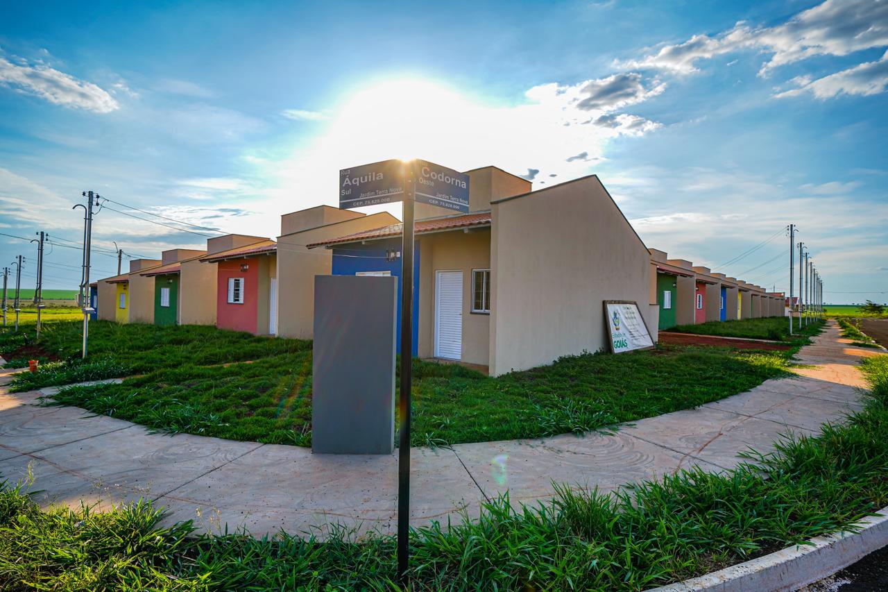 Agehab inicia casas a custo zero em 43 novos canteiros de obras