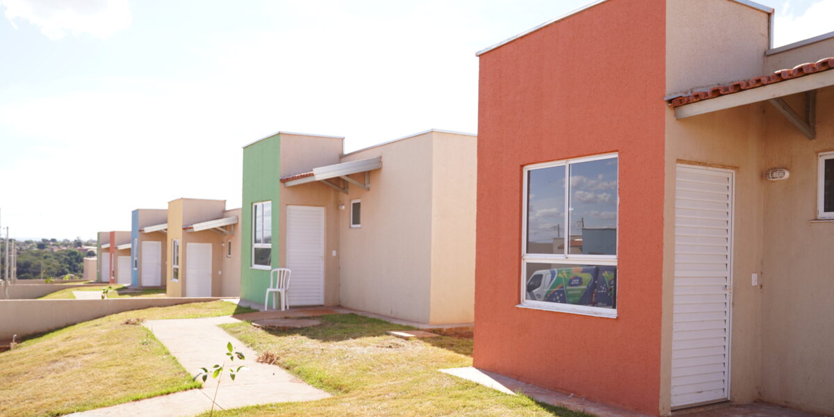 Governo de Goiás abre inscrições para 44 casas a custo zero em Campos Verdes