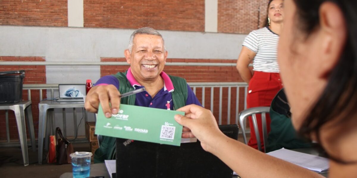 Governo de Goiás entrega mais de 500 cartões do Aluguel Social em Santa Helena e Iporá