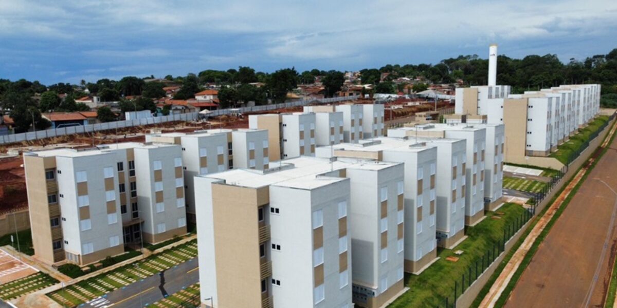 Governo de Goiás entrega 496 apartamentos em Goiânia construídos com recursos do Crédito Parceria