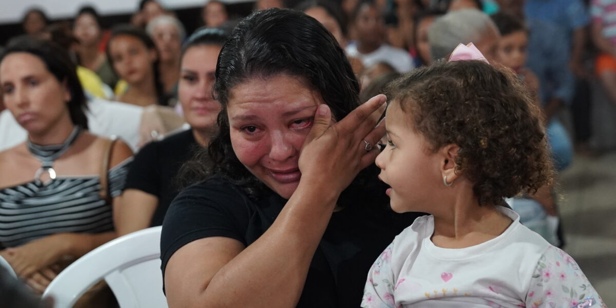 Agehab entrega benefícios habitacionais em três municípios nesta segunda e terça (13 e 14/10)