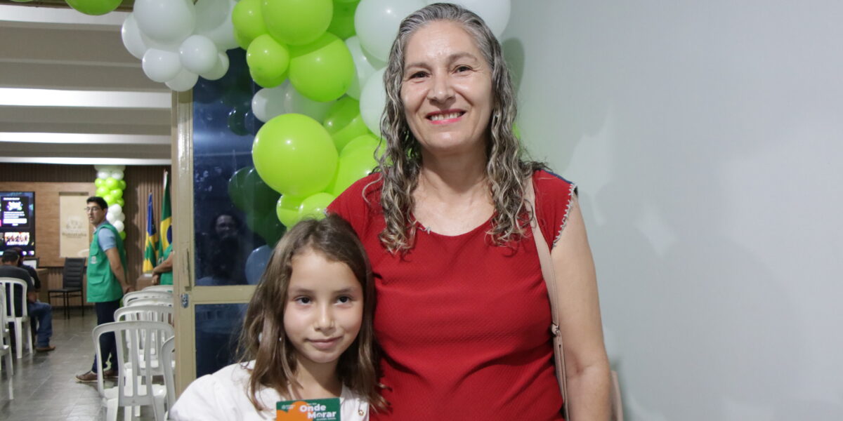 Agehab entrega Aluguel Social em Crixás e Novo Planalto