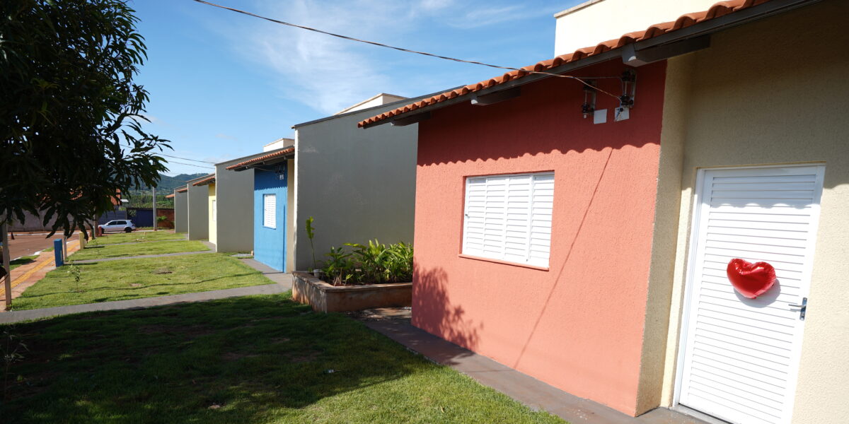 Governo de Goiás entrega 50 casas a custo zero em Aragarças neste sábado (18/04)
