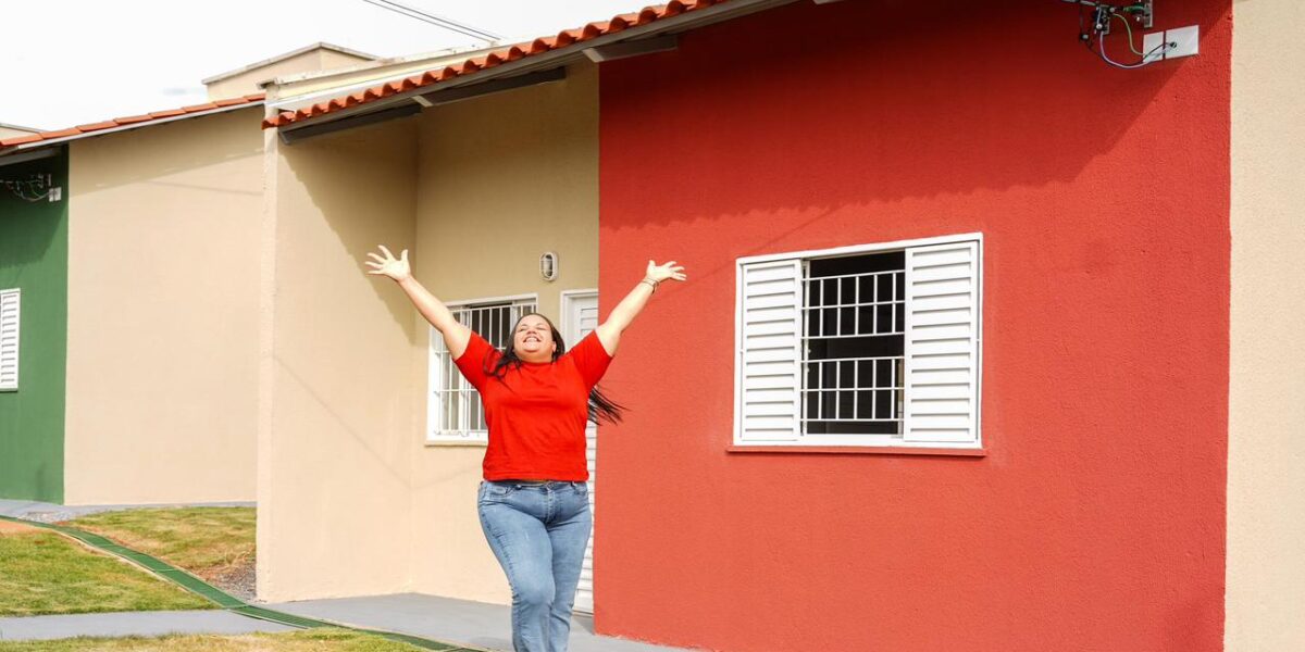 Agehab chega a 700 unidades habitacionais entregues em maio