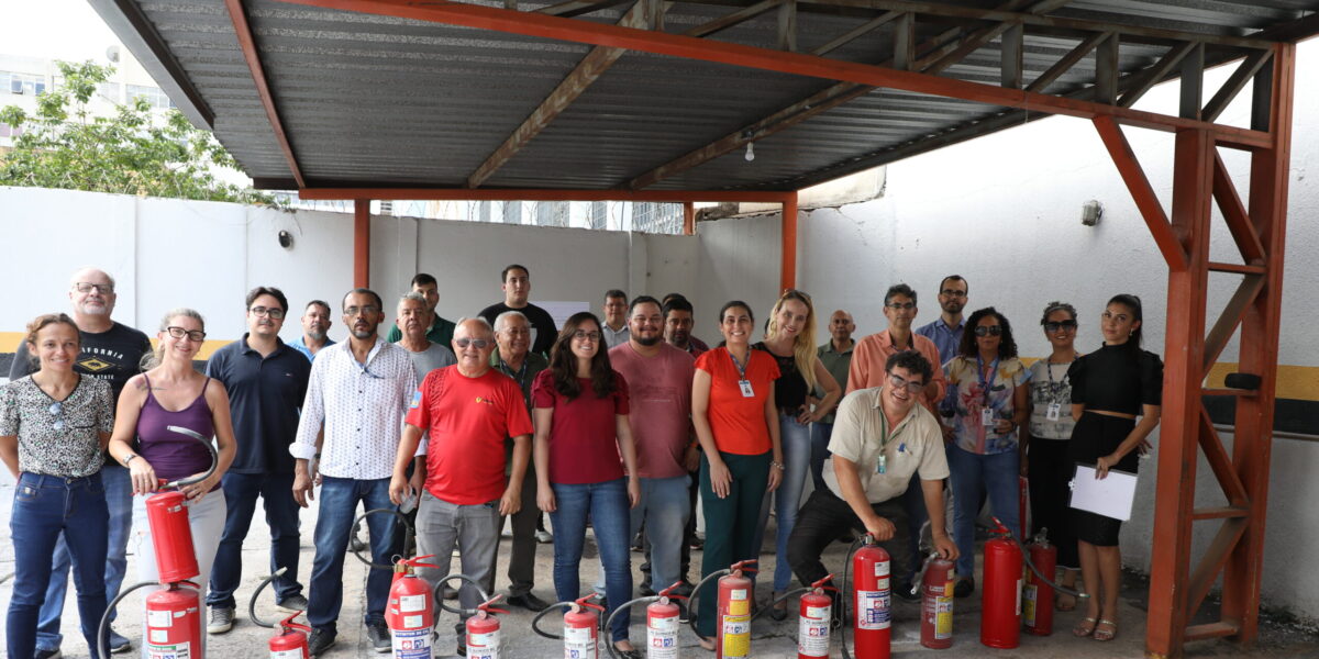 AGR realiza treinamento para integrantes da Brigada contra Incêndio